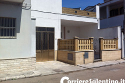 Lite in strada, spunta un coltello: gravi due uomini. Uno ferito, l'altro colto da infarto - Corriere Salentino