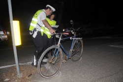 Auto travolge ciclista sulla Lecce-San Cataldo, ferito in ospedale - Corriere Salentino