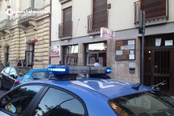 Taglierino alla gola della commessa, rapina in pieno centro - Corriere Salentino