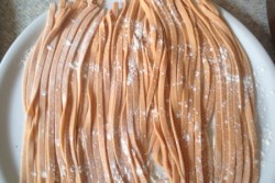 La ricetta del giorno di Totò Chef: Tagliatelle al peperoncino - Corriere Salentino