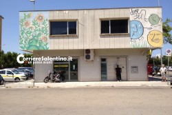 Pistole e fucile per rapinare Poste: "Tutti giù per terra" - Corriere Salentino