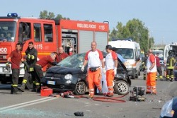 Schianto sulla 274: un morto e diversi feriti - Corriere Salentino