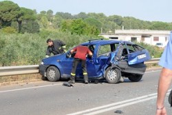 Schianto sulla 274: un morto e diversi feriti - Corriere Salentino