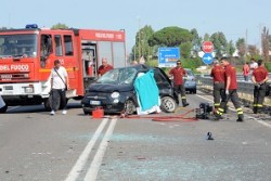 Schianto sulla 274: un morto e diversi feriti - Corriere Salentino