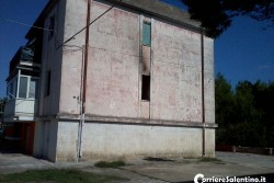 Vigilante scorge fumo e salva famiglia: tragedia sfiorata a Matino. Si sospetta il dolo - Corriere Salentino