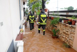 Violenti nubifragi colpiscono il Salento, strade in tilt - Corriere Salentino