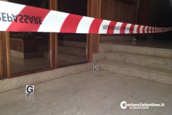 Agguato a Lecce, la vittima riesce a fuggire nell’ascensore - Corriere Salentino