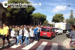 Diritto allo studio, studenti in piazza - Corriere Salentino