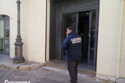 Assalto armato all’Unicredit, ferito cassiere. Bottino 300mila euro - Corriere Salentino