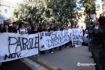 Lecce-manifestazione-studen