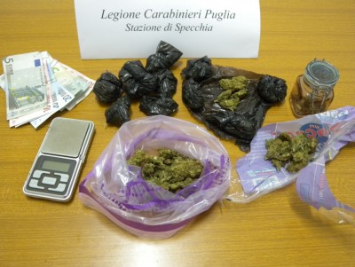 droga arresti specchia casolare