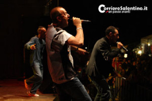 Spettacolo_sud-sound-system-c2