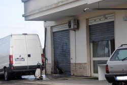 Intimidazione con ordigno a deposito di alimenti a Maglie - Corriere Salentino