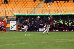 Il Lecce batte 2 – 0 il Benevento e sale al terzo posto - Corriere Salentino