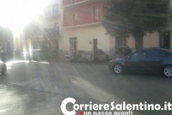 Notte di fuoco a Copertino, quattro auto in fiamme - Corriere Salentino