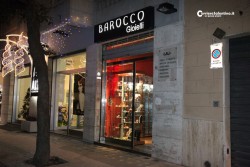 Giorno di saldi e rapine: tre colpi in pieno centro a Lecce - Corriere Salentino