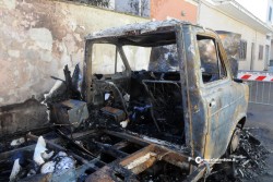 Incendio distrugge furgone di 46enne. Qualche giorno fa andò il fumo il garage - Corriere Salentino