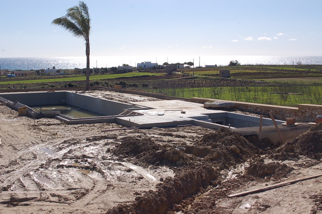 piscina sequestrata pescoluse