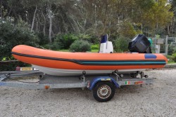 Droga dall'Albania, trovati alle Cesine 145 chili di marijuana: un arresto - Corriere Salentino