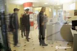 Tre banditi rapinano Mps di Tricase, uno di loro si finge cliente - Corriere Salentino