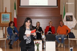 Marzo d’Autrice: un tulipano rosa tra la neve... per amore della cultura - Corriere Salentino