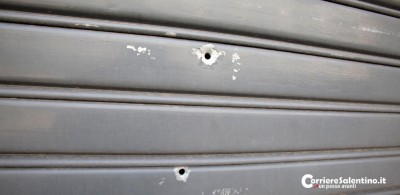 attentato-saracinesca-slide