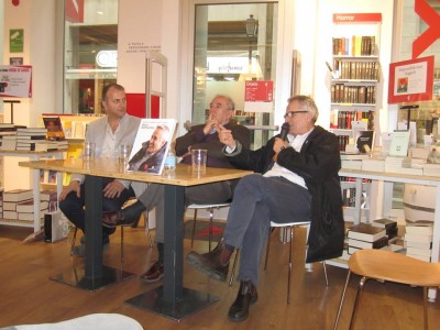 10327184_10202780549148167_936694279_n