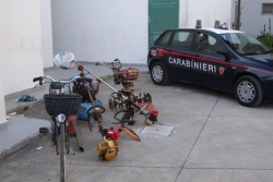 Rubano attrezzi da un garage: arrestati - Corriere Salentino