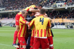 Lecce batte il Frosinone 2 – 0 e ora sogna la B - Corriere Salentino