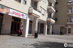 Cresce la paura, nuove pistolettate in città: nel mirino finisce una pizzeria - Corriere Salentino