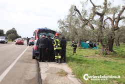 Fuori strada con l'auto, si schianta contro ulivo e muore - Corriere Salentino