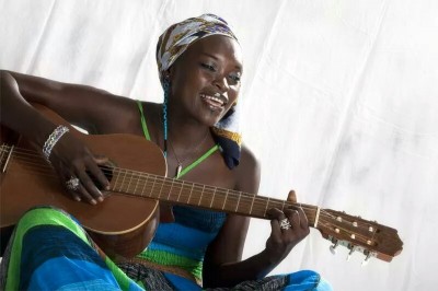 moresca del sud  - Amina Diouf