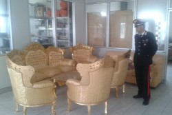 Nell'autodemolizioni di famiglia 25mila euro di mobili rubati, denunciato per furto - Corriere Salentino