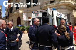 Maxi rissa in via Duca degli Abruzzi: volano pugni, morsi e coltellate. Quattro arresti - Corriere Salentino