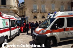 Maxi rissa in via Duca degli Abruzzi: volano pugni, morsi e coltellate. Quattro arresti - Corriere Salentino