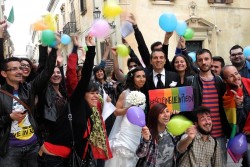 Contromanifestazione della comunità omosessuale di Lecce per la veglia delle Sentinelle in Piedi - Corriere Salentino