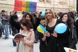 Contromanifestazione della comunità omosessuale di Lecce per la veglia delle Sentinelle in Piedi - Corriere Salentino