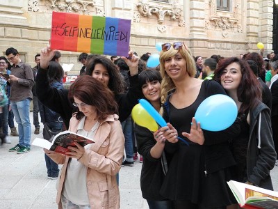 contromanifestazione sentinelle in piedi7