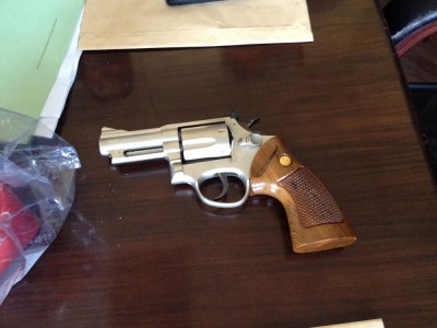           La pistola sequetrata