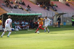 Vittoria al cardiopalma per i giallorossi, col Pontedera vittoria "di rigore" - Corriere Salentino