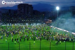 Frosinone - Lecce 3-1: playoff fatali per i giallorossi come lo scorso anno - Corriere Salentino