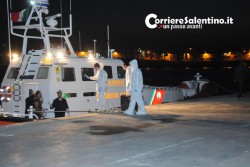 Migranti soccorsi nel Canale d'Otranto, in 42 sbarcano nella città dei Martiri - Corriere Salentino
