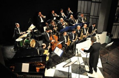 La Swing Big Band diretta da Luigi Bubbico 