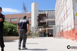 "Ladri d'identità": nuovo furto di documenti, i banditi colpiscono a Gallipoli. E rubano una dozzina di pistole - Corriere Salentino