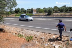 Schianto mortale sulla 101: auto si ribalta, muore una 26enne - Corriere Salentino