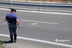 Schianto mortale sulla 101: auto si ribalta, muore una 26enne - Corriere Salentino
