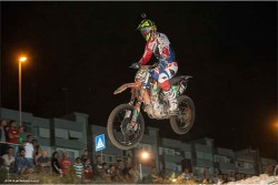 “1° trofeo interregionale Mx Uisp”: tutti sul podio nella prima del motocross by night in Lecce - Corriere Salentino