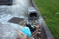 Dantes: "Parco Tafuro, una piazzetta affollata ma sporca. Un bel biglietto da visita?" - Corriere Salentino