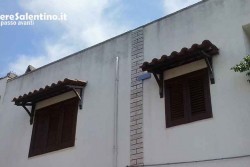 Precipita dalla finestra mentre pulisce le persiane: è grave una 45enne - Corriere Salentino