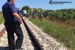 Raccoglie fichi d'India lungo i binari, treno lo travolge e lo uccide - Corriere Salentino